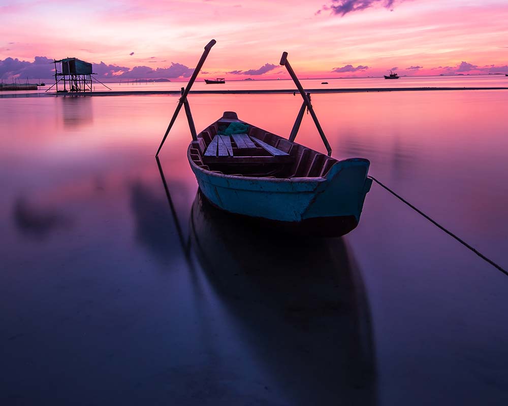 an image from a boat in an island in Tailand!